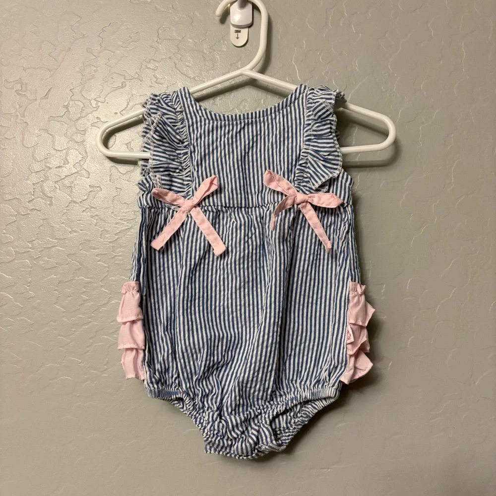 ⭐️Ruffle Butts blue and white striped pink bow ruffle romper 0-3 months